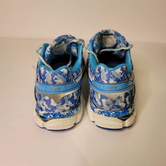 Asics Gel-Cumulus 16 
Womans Shoe - Picture 6 of 7